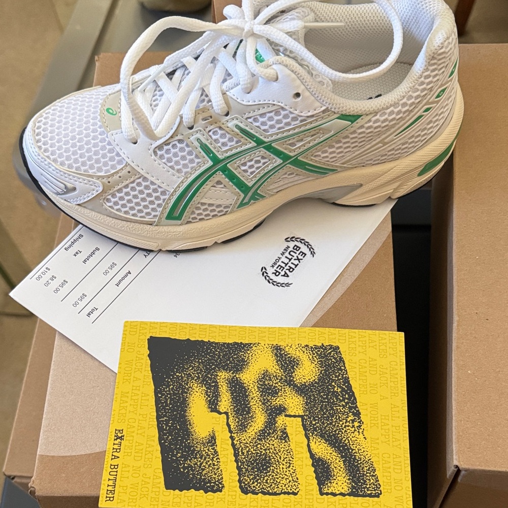 ASICS